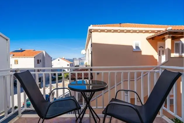 Stüdyo, Balkon, Kısmi Deniz Manzaralı