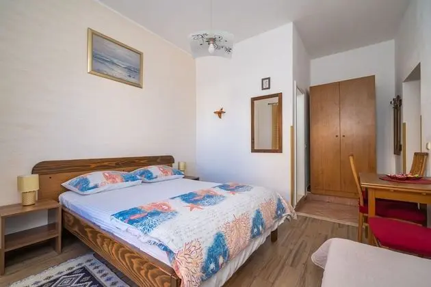 Stüdyo, Balkon, Kısmi Deniz Manzaralı