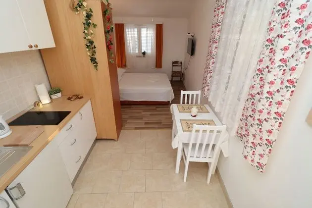 Stüdyo (Standard Studio apartment)