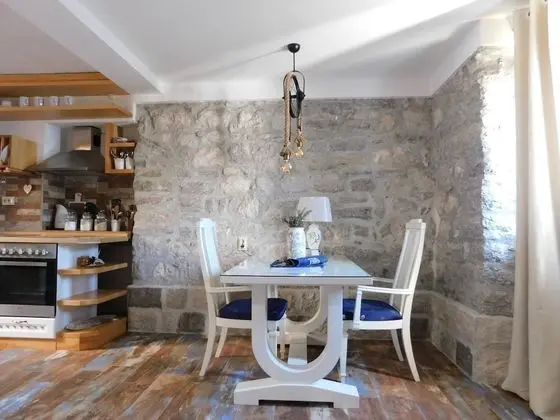 Basic Stüdyo, Deniz Manzaralı, Denize Bakan