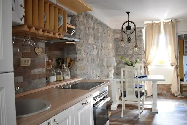 Basic Stüdyo, Deniz Manzaralı, Denize Bakan