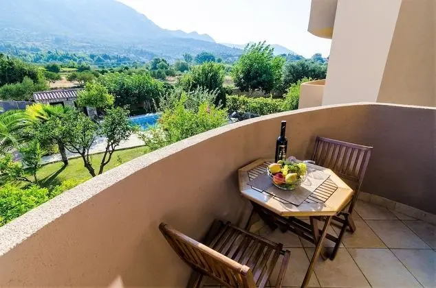 Apart Daire (Superior Two Bedroom w Swimming Pool)