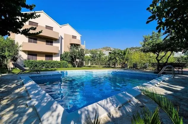 Apart Daire (Superior Two Bedroom w Swimming Pool)