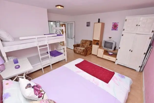 Stüdyo (A5)