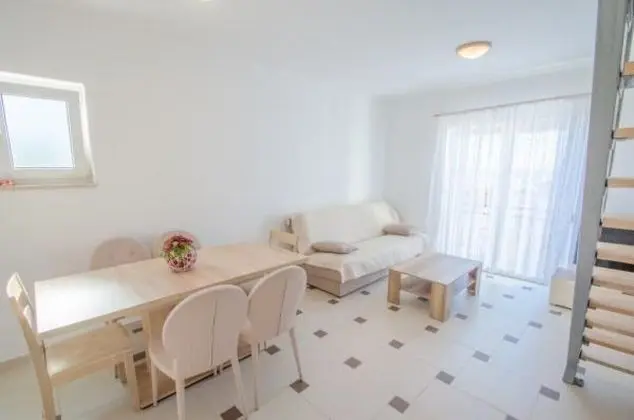 Apart Daire, 2 Yatak Odası (2)