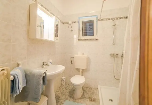 Apart Daire, 1 Çift Kişilik Yatak ve Çekyat