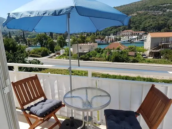 Apart Daire With Balcony