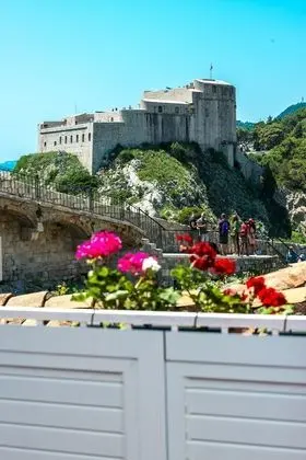 Apart Daire (2 Bedroom Apartment with City View)