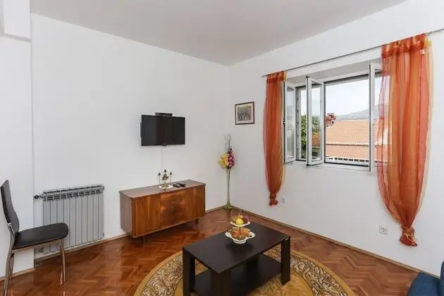 Apart Daire (Two Bedroom Apartment with Terrace)