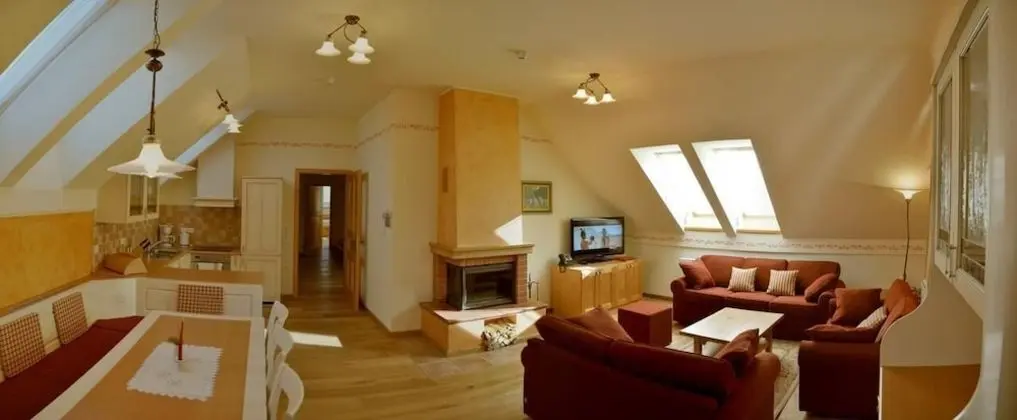 Apart Daire, 2 Yatak Odası, Balkon