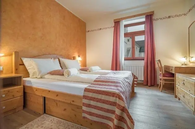 Apart Daire, Zemin Kat