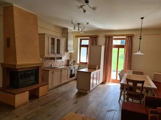 Apart Daire, Zemin Kat