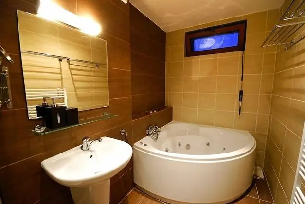 Apart Daire, 2 Yatak Odası, Balkon