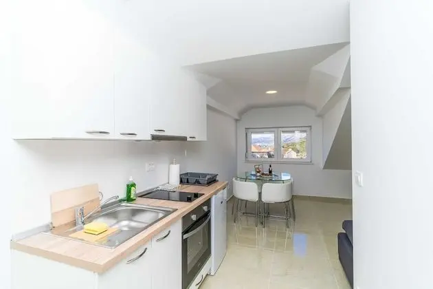 Apart Daire (One Bedroom Apt with Sea View)