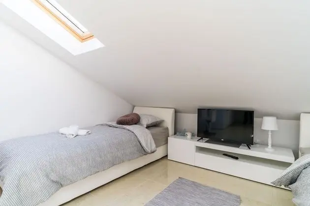 Stüdyo (Comfort Studio w/ Balcony n City View)