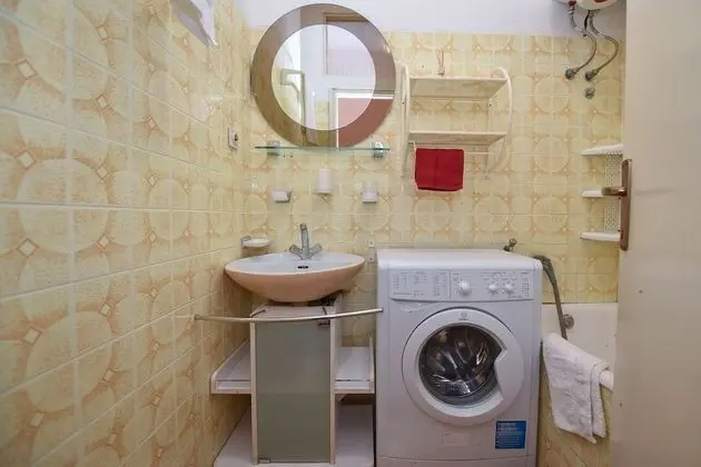 Apart Daire, 2 Yatak Odası (1)