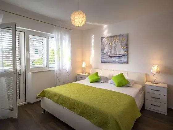 Apart Daire (Two bedroom apartment with balcony)