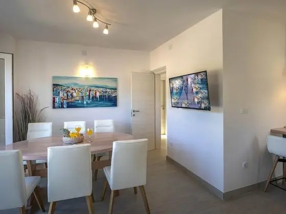 Apart Daire (Two bedroom apartment with balcony)