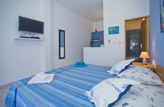 Club Stüdyo Süit (Adriatic Adventure)