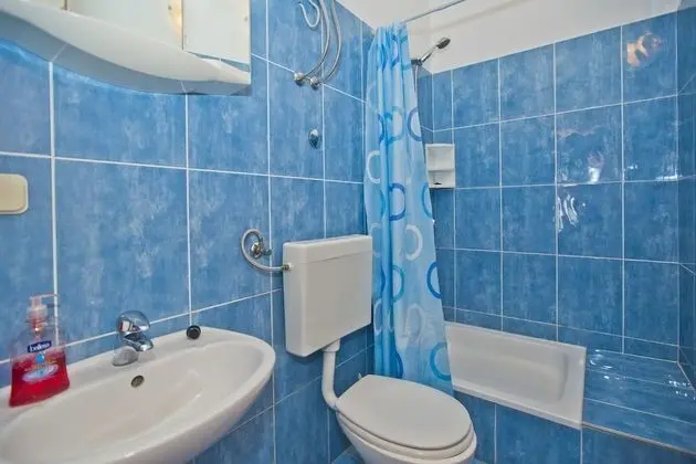 Club Stüdyo Süit (Adriatic Adventure)