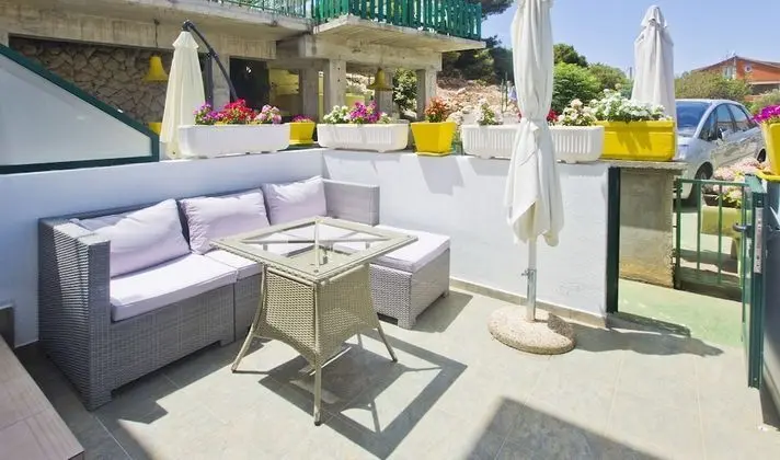 Design Stüdyo Süit (Rhythm of the Night)