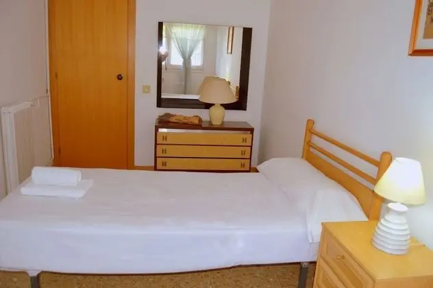 Apart Daire, 4 Yatak Odası