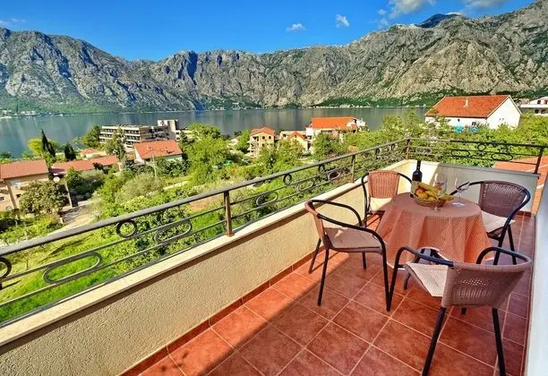 Panoramic Apart Daire, Deniz Manzaralı