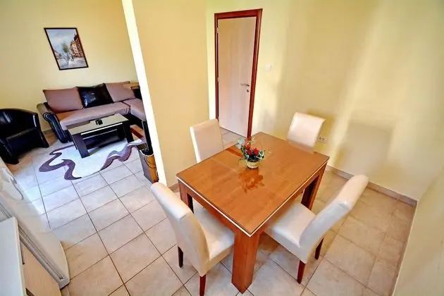 Panoramic Apart Daire, Deniz Manzaralı