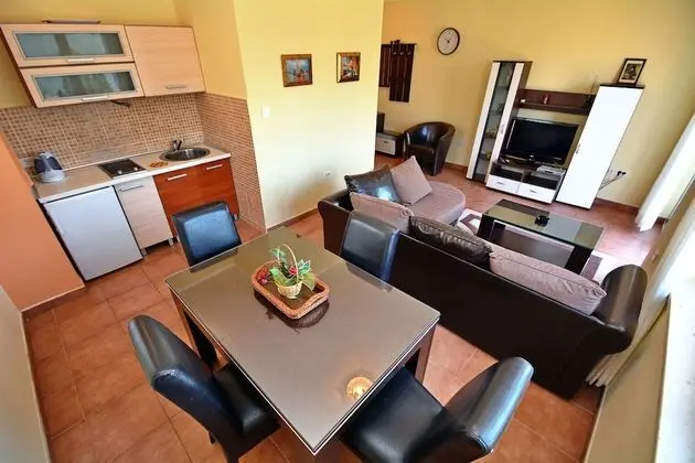 Panoramic Apart Daire, Deniz Manzaralı