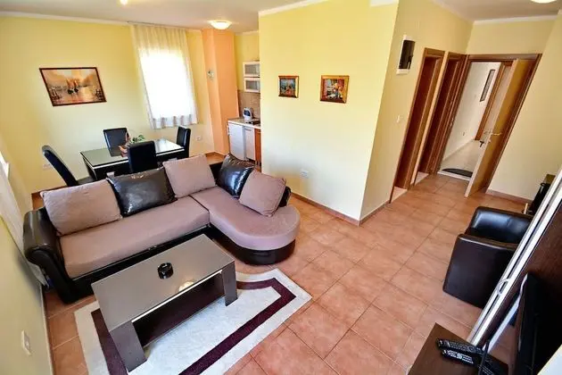 Panoramic Apart Daire, Deniz Manzaralı