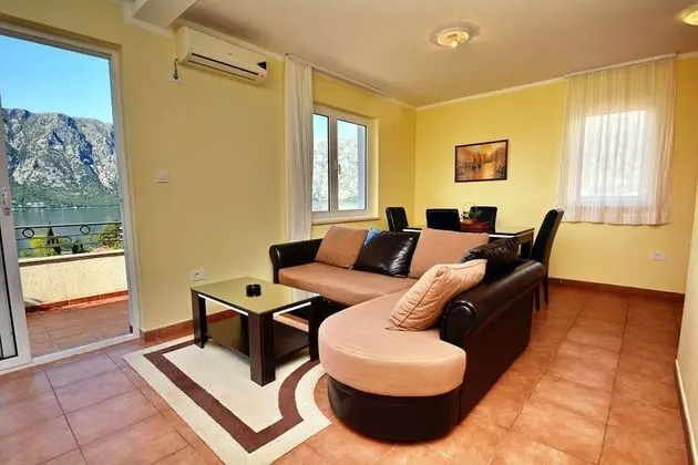 Panoramic Apart Daire, Deniz Manzaralı