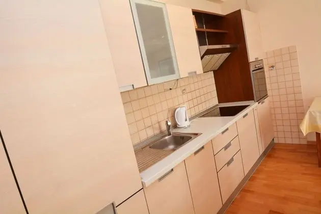 Standard Apart Daire, Deniz Manzaralı