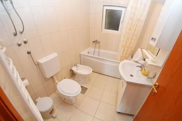 Standard Apart Daire, Deniz Manzaralı