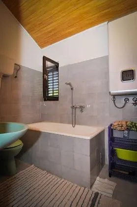 Oda, Özel Banyo (5 Beds)
