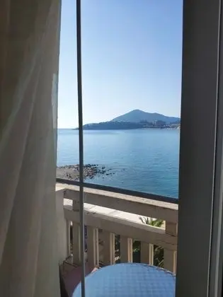 Stüdyo, Deniz Manzaralı