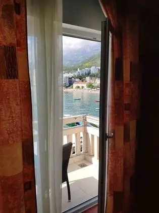 Stüdyo, Deniz Manzaralı