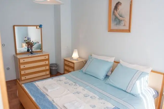 Villa (Marija)