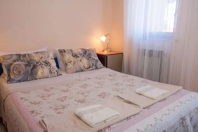 Villa (Marija)