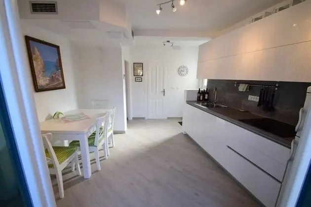 Apart Daire (Two Bedroom Apartment with Partial Se)