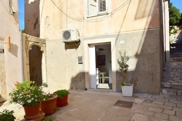 Apart Daire (Two Bedroom Apartment with Partial Se)