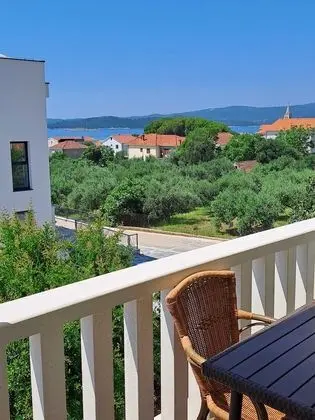 Apart Daire (Two Bedroom Apt, Terrace)