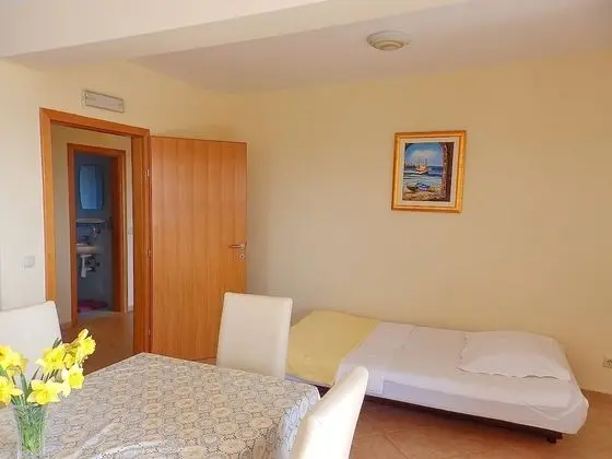 Apart Daire (Two Bedroom Apt, Terrace)