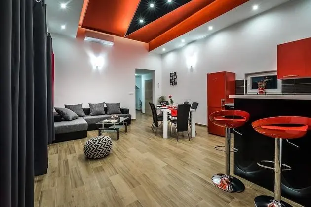 Apart Daire, 2 Yatak Odası, Balkon, Deniz Manzaralı