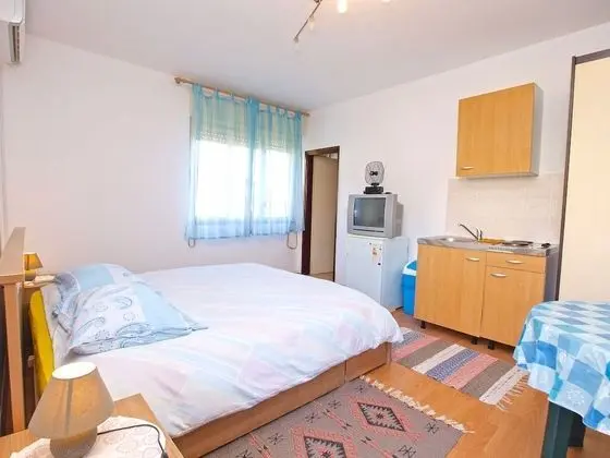 Apart Daire, 1 Yatak Odası (79/128)