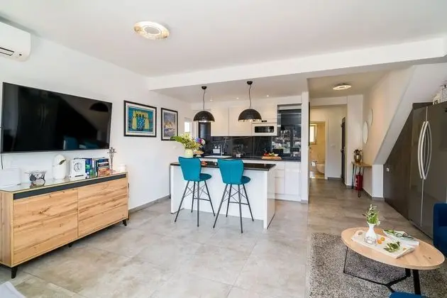 Apart Daire (Superior 1 Bedroom Apt with Balcony)