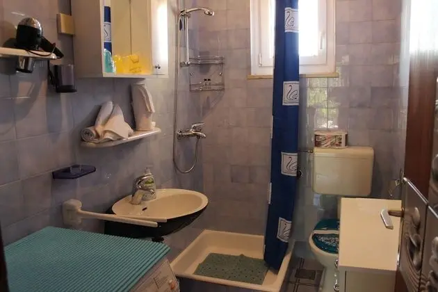 Apart Daire (Three-Bedroom Apartment with Terrace)