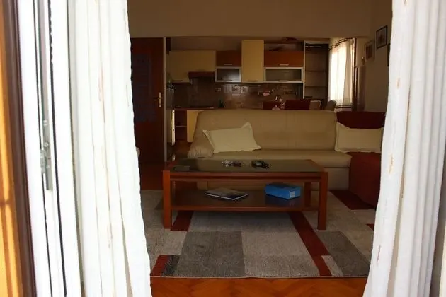Apart Daire (Three-Bedroom Apartment with Terrace)