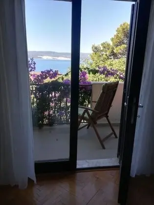 Apart Daire (Three Bedroom Apartment with Balcony)