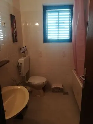 Apart Daire (Three Bedroom Apartment with Balcony)