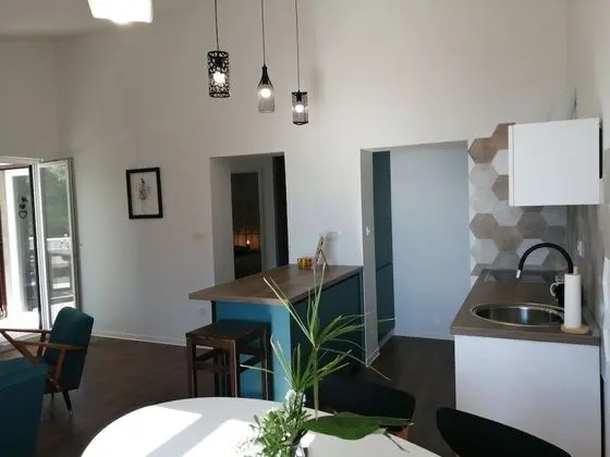 Apart Daire (Two Bedroom Apartment with Balcony)